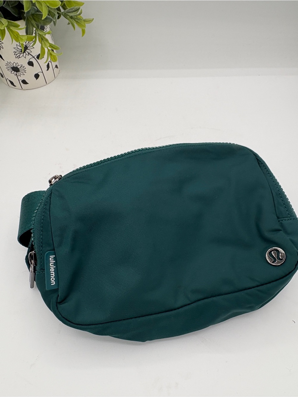 lululemon Athletics  Forest Green Waist Pack New!!